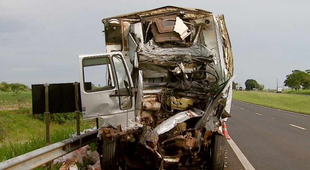 engavetamento-caminhao