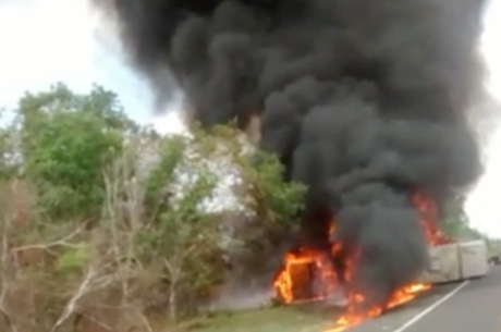 acidente-menina-onibus