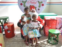 Itápolis - Ordem Demolay faz Entrega de Presentes no JD 2000