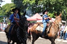 08-05-11-desfile-rodeio-itapolis_20